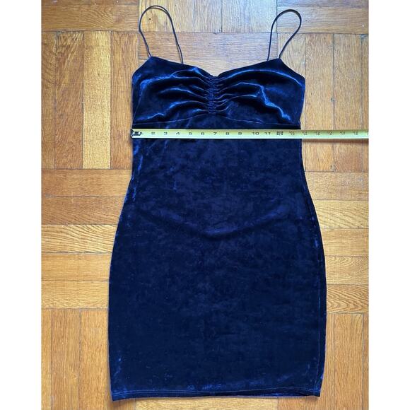 Urban Outfitters Crushed Navy Blue Velvet Mini Slip Dress Medium Y2K Minimalist - Picture 3 of 10